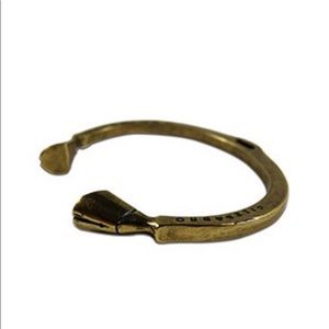 Giles & Brother designer skinny pies de biche cuff